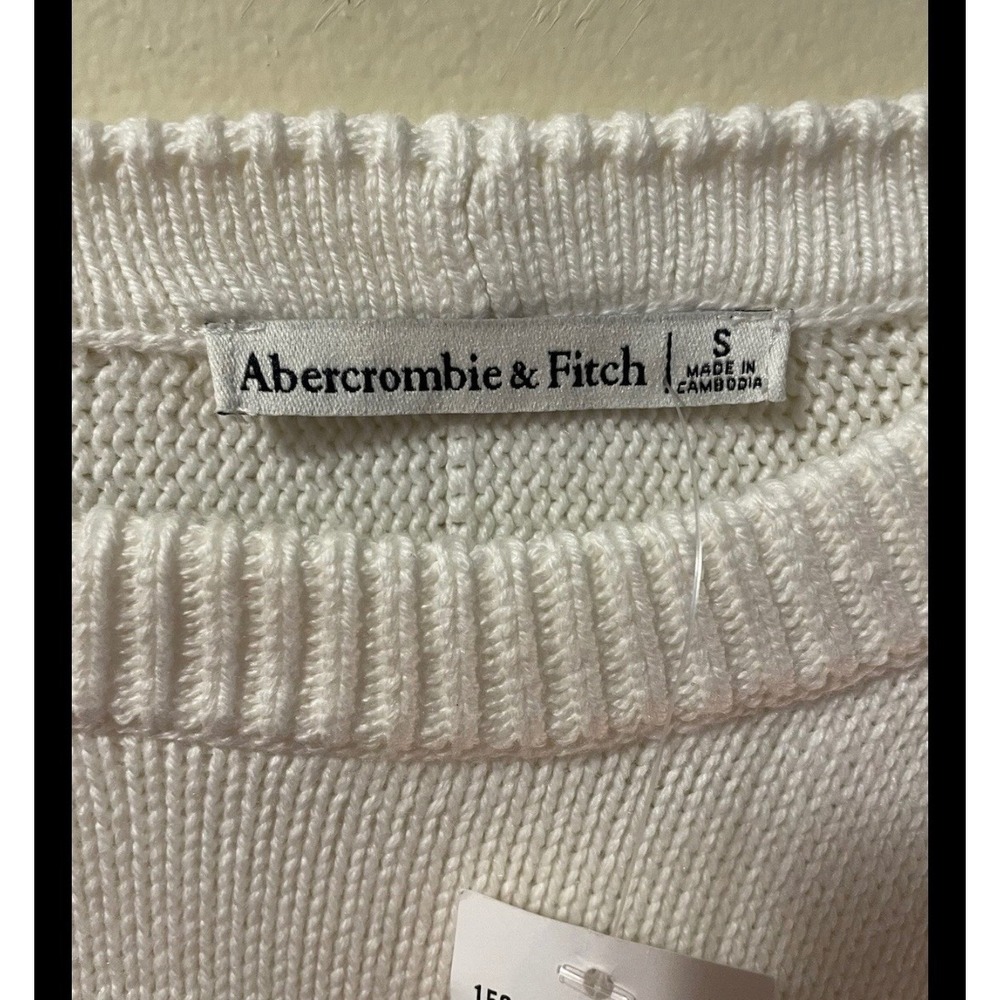 NWT Abercrombie & Fitch Women's Madeline Crew Sweater Tee S - Picture 3 of 3